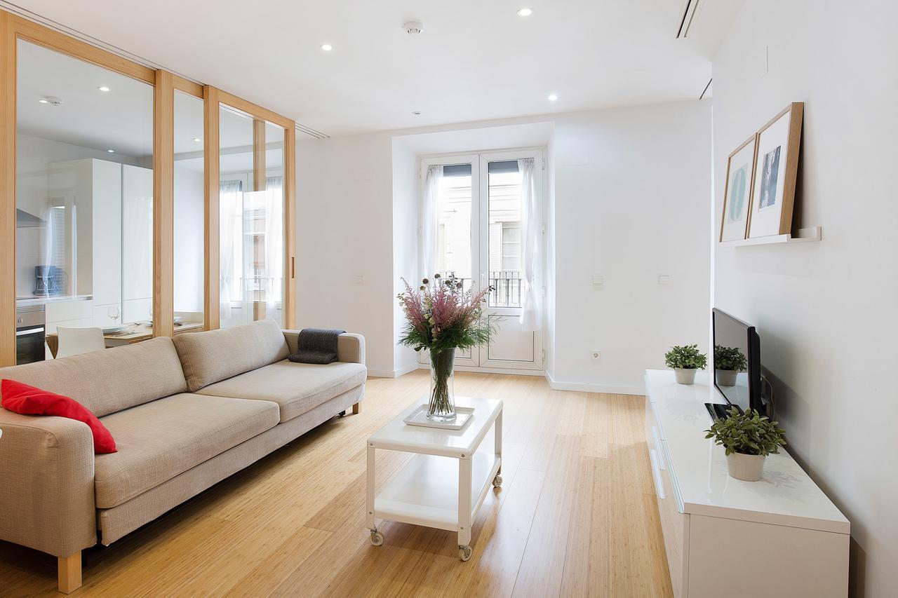 Apartamentos San Lorenzo 26 Мадрид Екстериор снимка