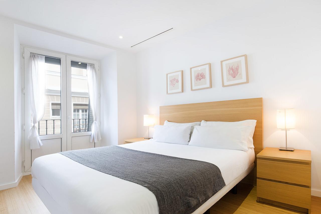 Apartamentos San Lorenzo 26 Мадрид Екстериор снимка