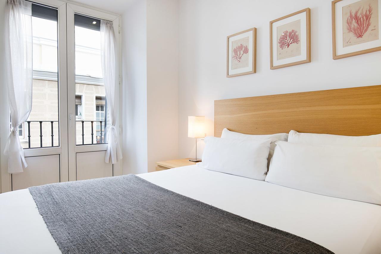 Apartamentos San Lorenzo 26 Мадрид Екстериор снимка