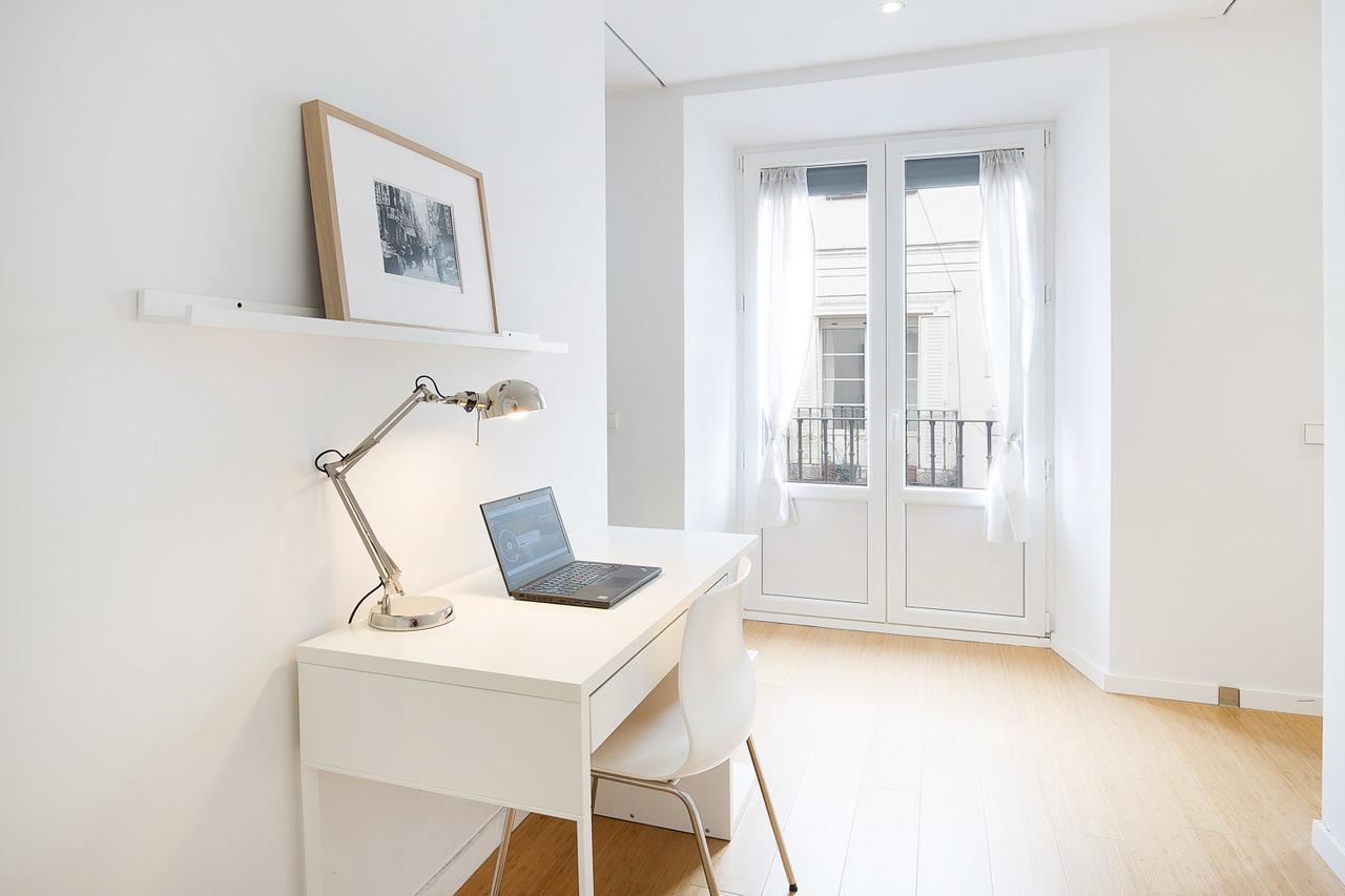 Apartamentos San Lorenzo 26 Мадрид Екстериор снимка