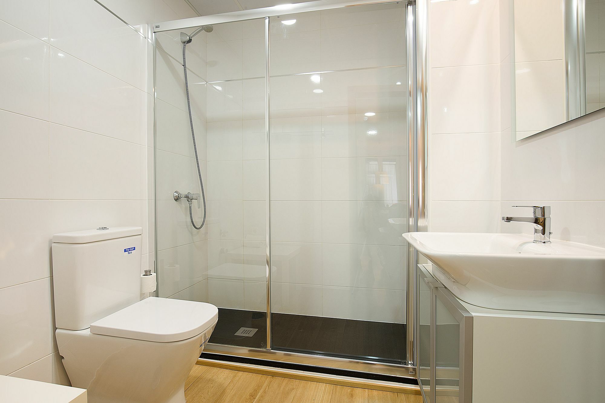 Apartamentos San Lorenzo 26 Мадрид Екстериор снимка